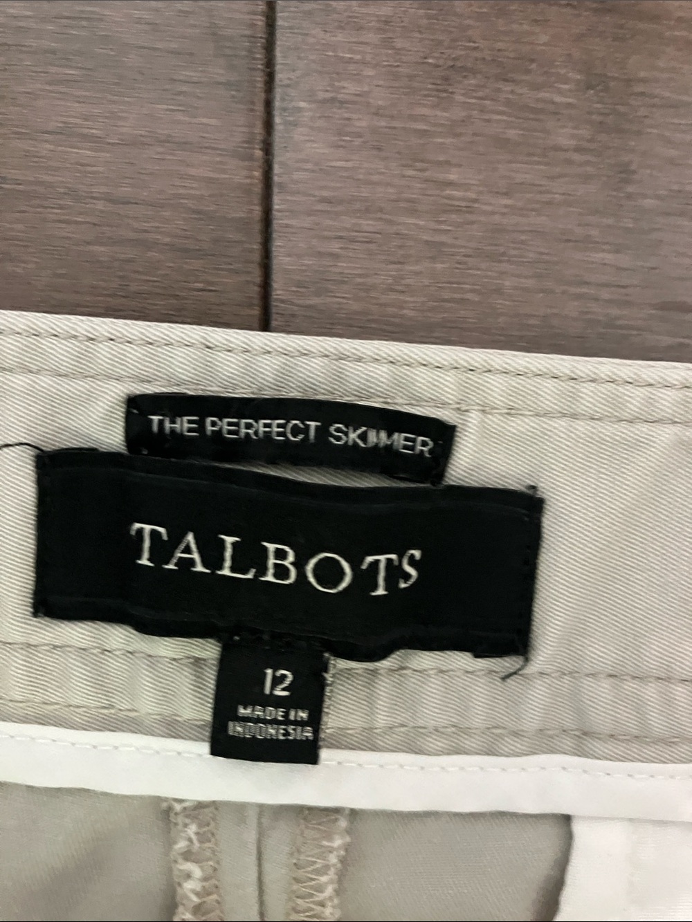 Talbots Bundle- 2 size 12 “The Perfect Skimmer” Capris 1 Navy Blue 1 Tan - Picture 2 of 10
